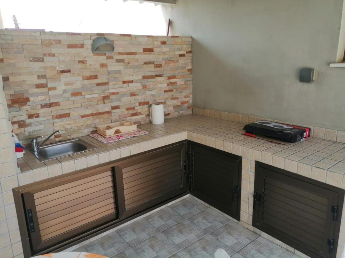 לרנקה Extremely Comfy Apt With Spacious Private Terrace 10Min Walk To The Beach & In Town מראה חיצוני תמונה