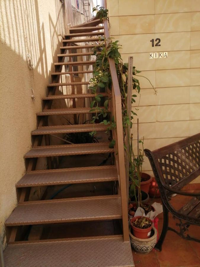 לרנקה Extremely Comfy Apt With Spacious Private Terrace 10Min Walk To The Beach & In Town מראה חיצוני תמונה