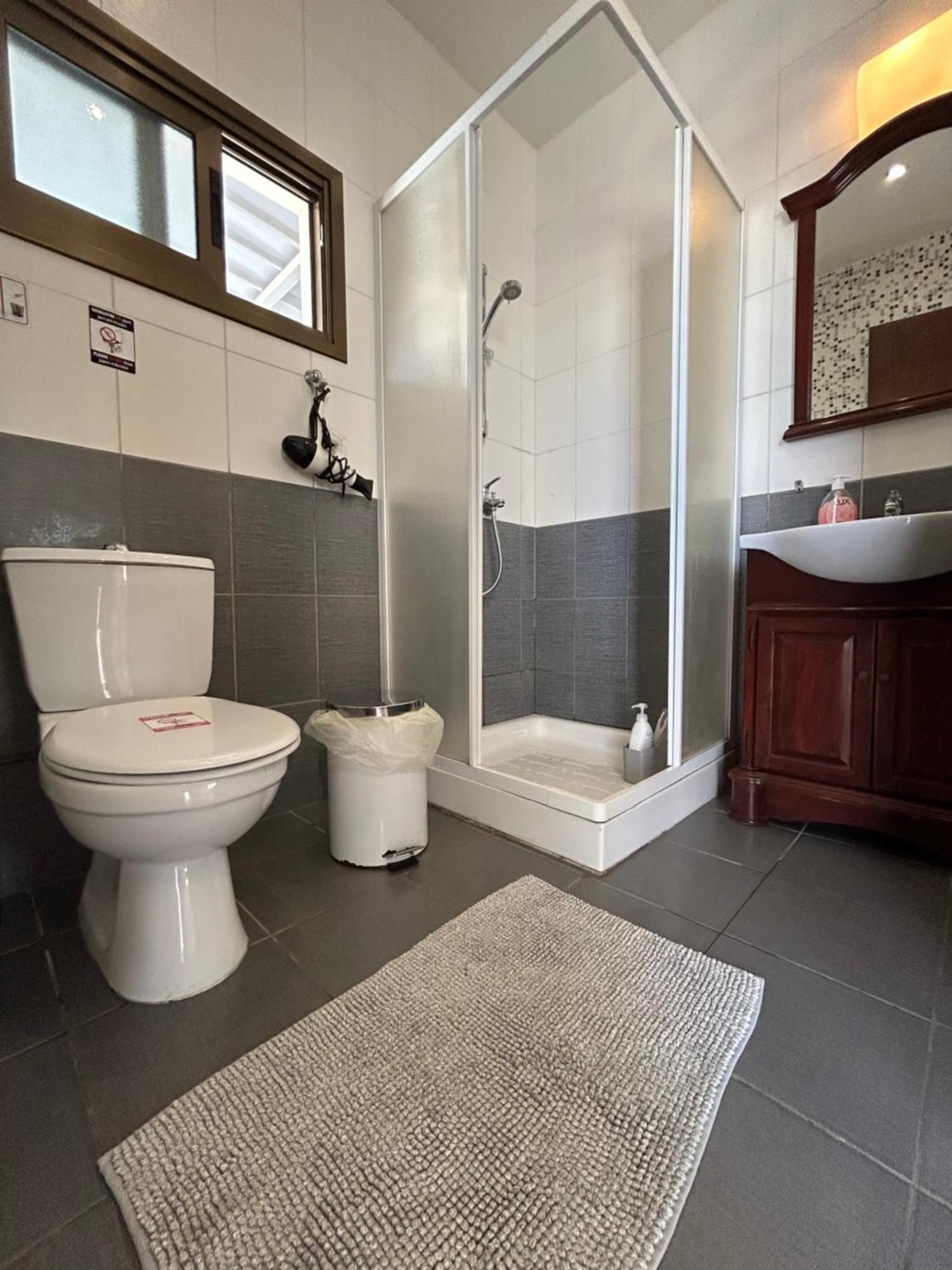 לרנקה Extremely Comfy Apt With Spacious Private Terrace 10Min Walk To The Beach & In Town מראה חיצוני תמונה