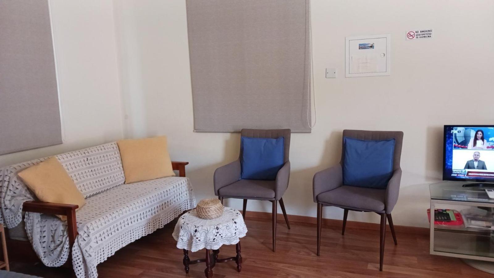 לרנקה Extremely Comfy Apt With Spacious Private Terrace 10Min Walk To The Beach & In Town מראה חיצוני תמונה